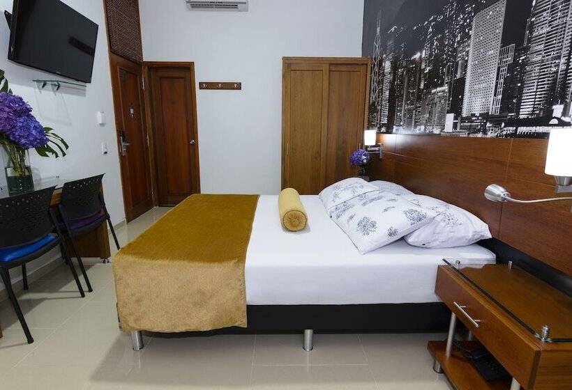 标准间, Sauces Del Estadio