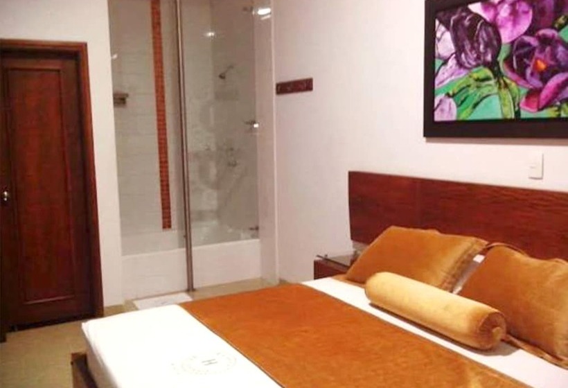 标准间, Sauces Del Estadio