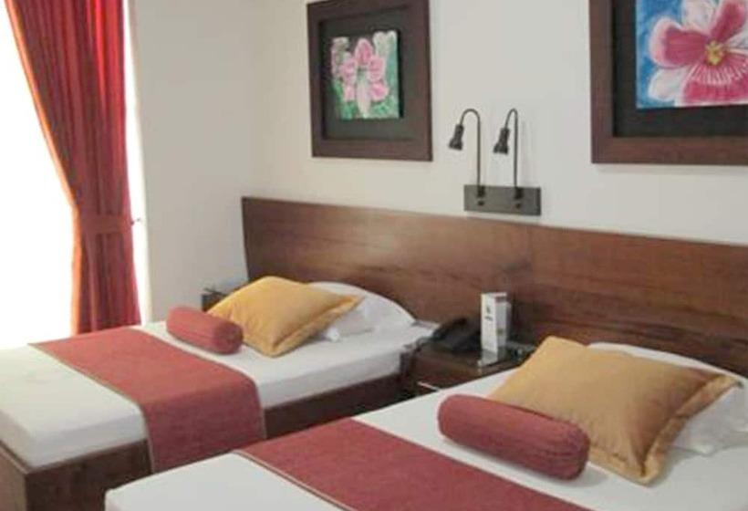 标准间, Sauces Del Estadio