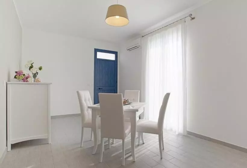 اتاق لوکس, Scala Dei Turchi Resort