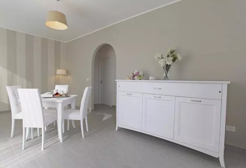 اتاق لوکس, Scala Dei Turchi Resort
