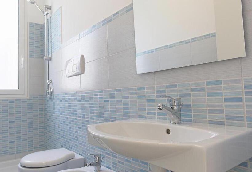 جناح جونيور, Scala Dei Turchi Resort