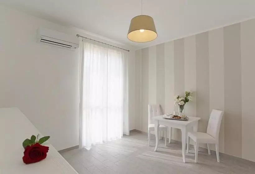 اتاق سوپریور سه تخته, Scala Dei Turchi Resort