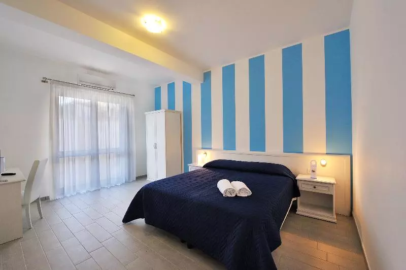 اتاق اکونومی, Scala Dei Turchi Resort