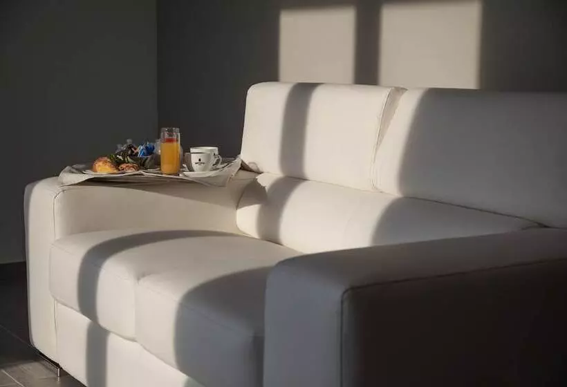 سوییت جونیور, Scala Dei Turchi Resort