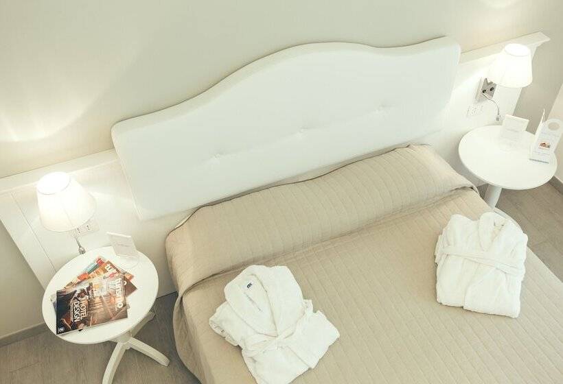 Полулюкс, Scala Dei Turchi Resort