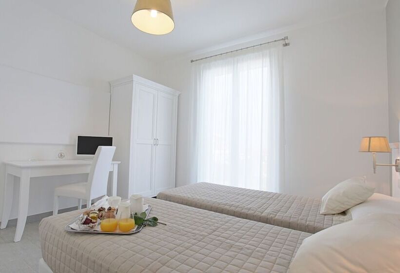 غرفة ديلوكس عائلية, Scala Dei Turchi Resort