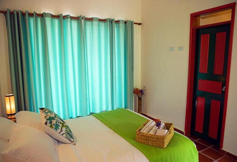 Quarto Deluxe com Sacada, Ecohotel Monteverde