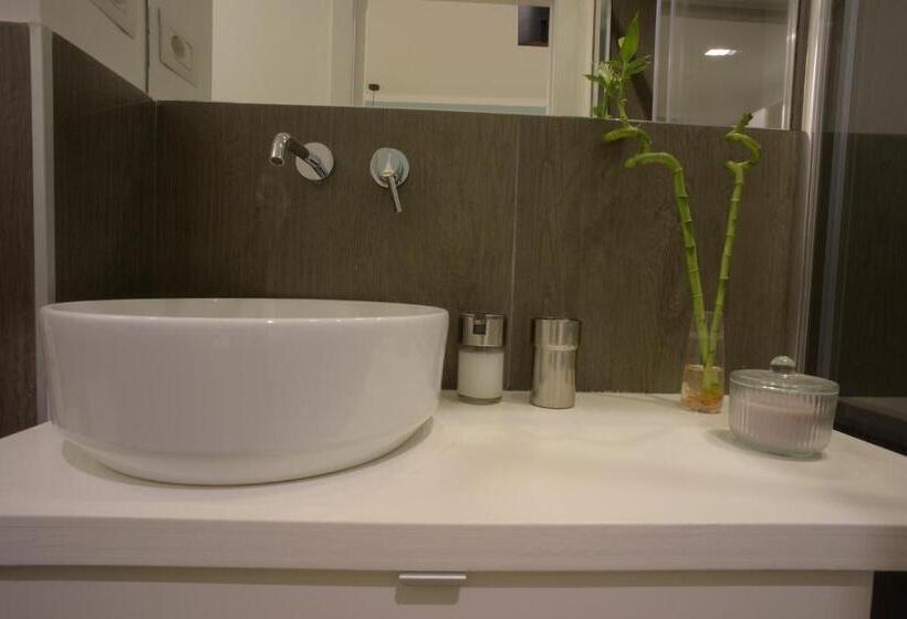 اتاق لوکس, Bamboo Milano Sinatra