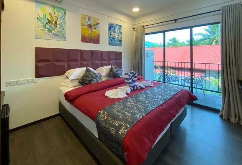 اتاق لوکس با بالکن, Chillax Thoddoo