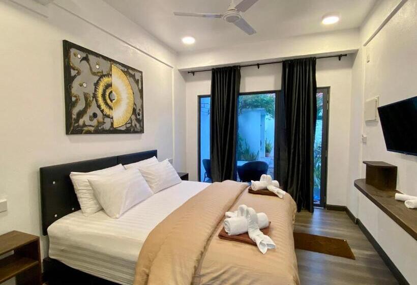 اتاق لوکس با چشم‌انداز باغ, Chillax Thoddoo