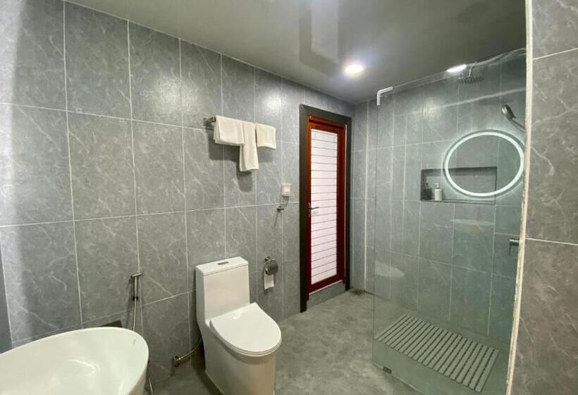 اتاق لوکس با چشم‌انداز باغ, Chillax Thoddoo