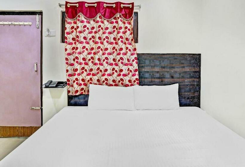 اتاق کلاسیک سه تخته, Spot On 84765 Poornima Inn