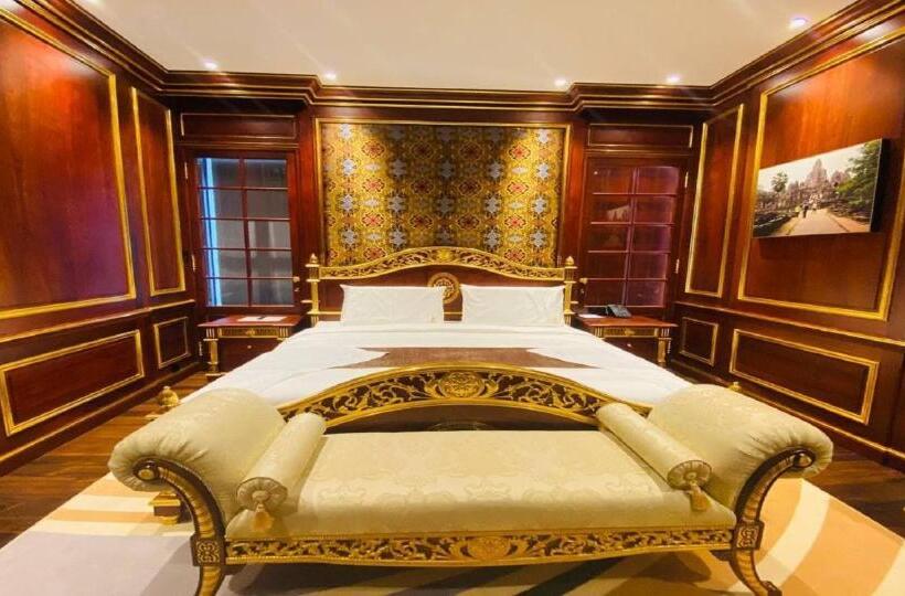 جناح مطل على المدينة, V V Hotel Battambang