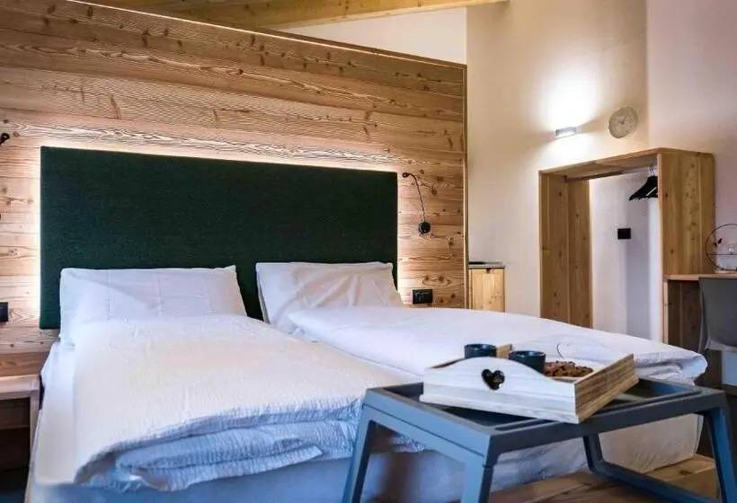 Superior Room with Terrace, Alps Lover