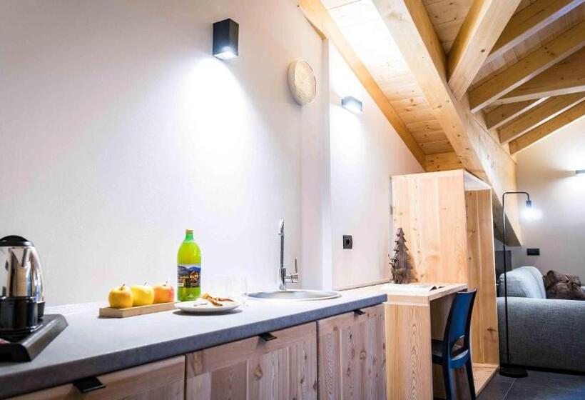 סוויטת ג'וניור, Alps Lover