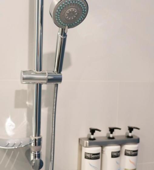 스탠다드 룸 킹사이즈 침대, Holiday Inn Express Yangjiang City Center, An Ihg