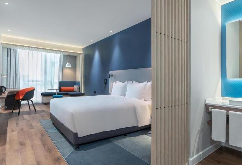 스탠다드 룸 킹사이즈 침대, Holiday Inn Express Yangjiang City Center, An Ihg