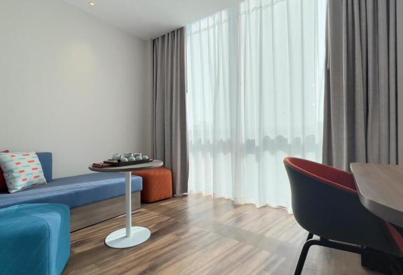 Номер Стандарт Вид на Город, Holiday Inn Express Yangjiang City Center, An Ihg