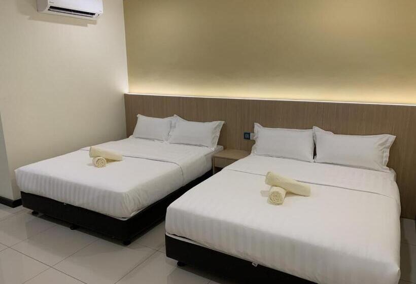 חדר משפחתי, M Quality