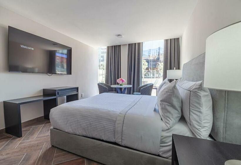 Suíte Deluxe, Ph Masarik 17