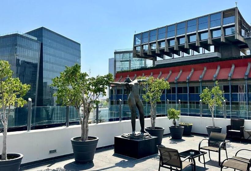 Suíte Júnior Deluxe, Ph Masarik 17