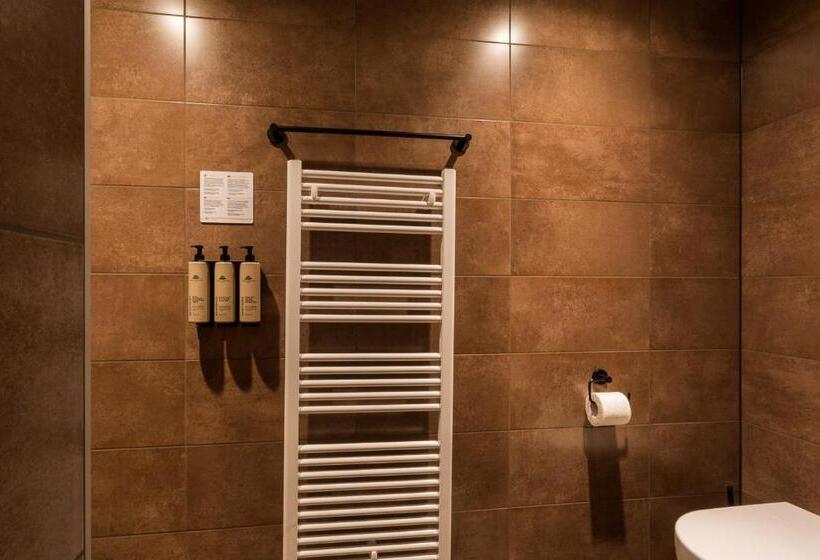 سوییت دوبلکس, De Timmerfabriek I Kloeg Collection