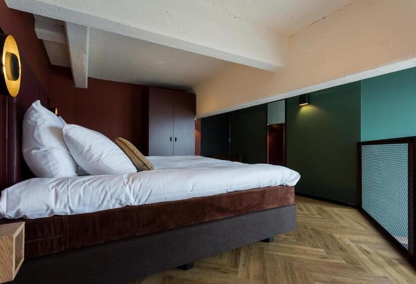 سوییت لوکس, De Timmerfabriek I Kloeg Collection