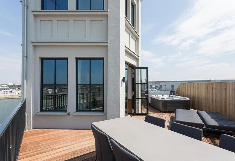 اتاق پنت هاوس, De Timmerfabriek I Kloeg Collection