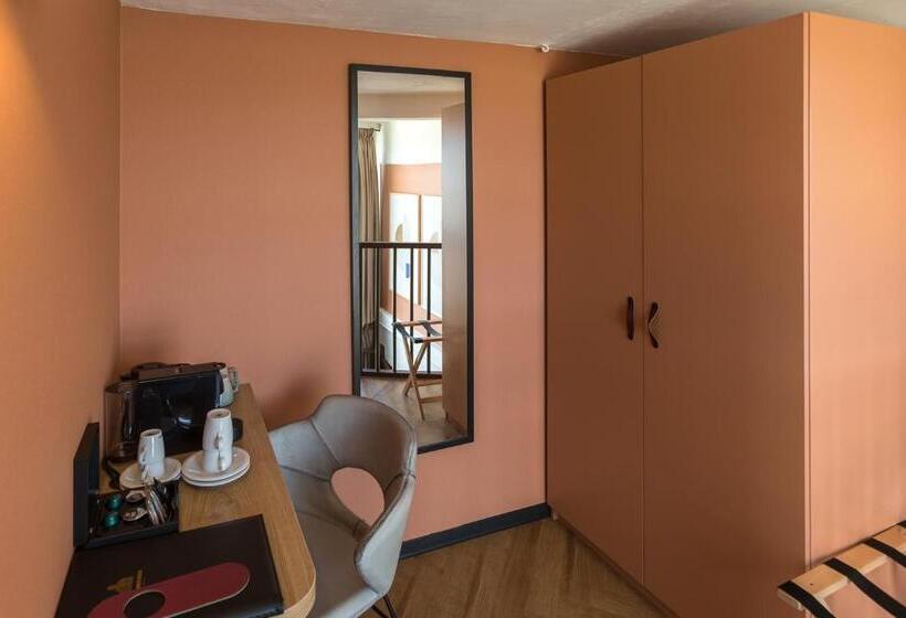 سوییت, De Timmerfabriek I Kloeg Collection