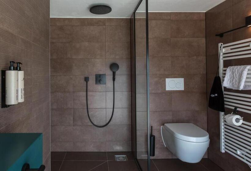 سوییت, De Timmerfabriek I Kloeg Collection