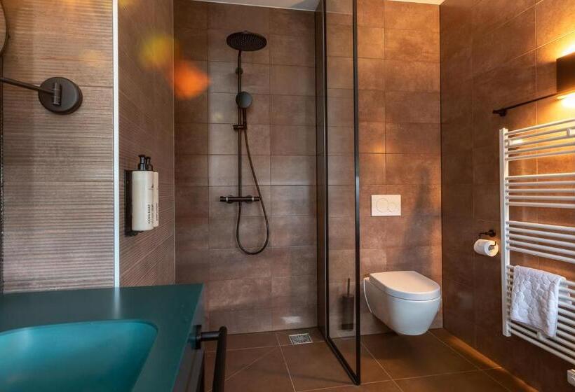 سوییت, De Timmerfabriek I Kloeg Collection