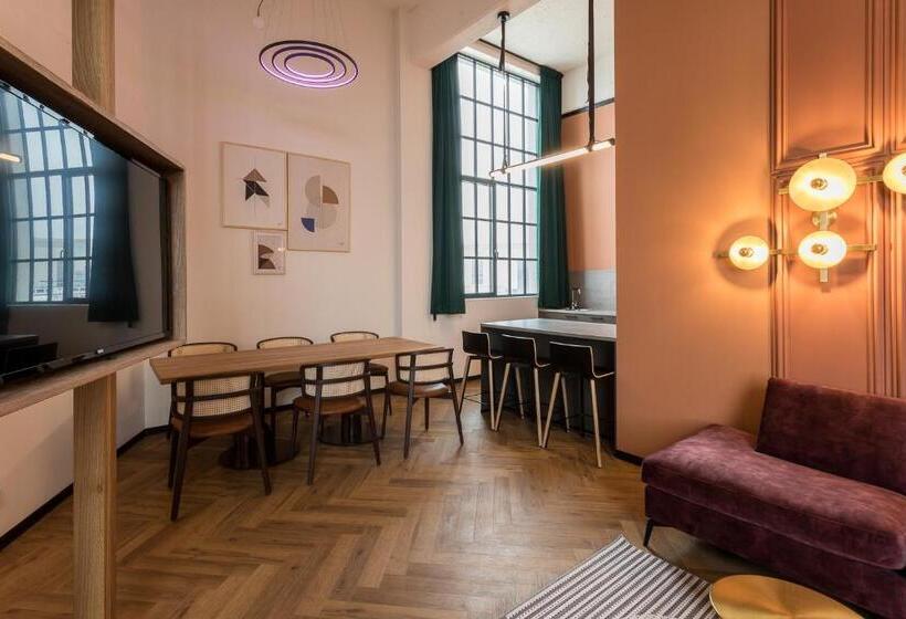 اتاق سوپریور خانوادگی, De Timmerfabriek I Kloeg Collection