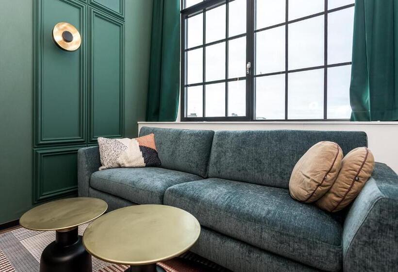 اتاق لوکس خانوادگی, De Timmerfabriek I Kloeg Collection