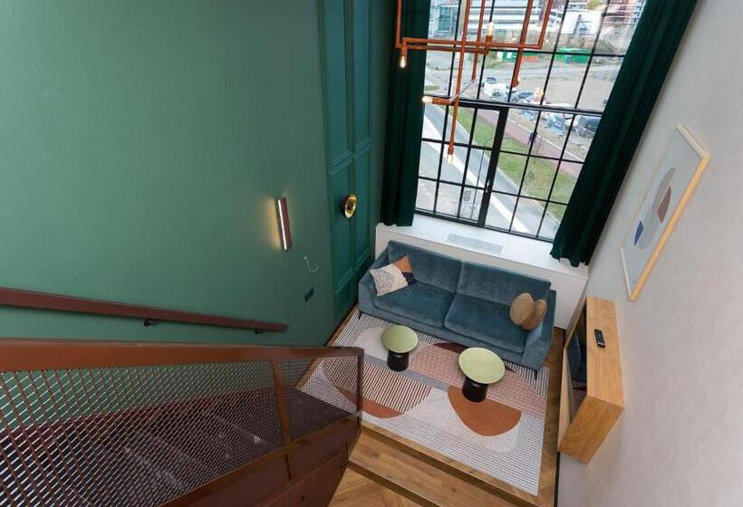 اتاق لوکس خانوادگی, De Timmerfabriek I Kloeg Collection