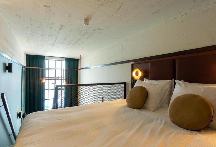 اتاق لوکس خانوادگی, De Timmerfabriek I Kloeg Collection