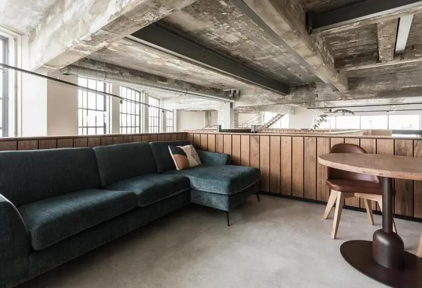 Capsule, De Timmerfabriek I Kloeg Collection