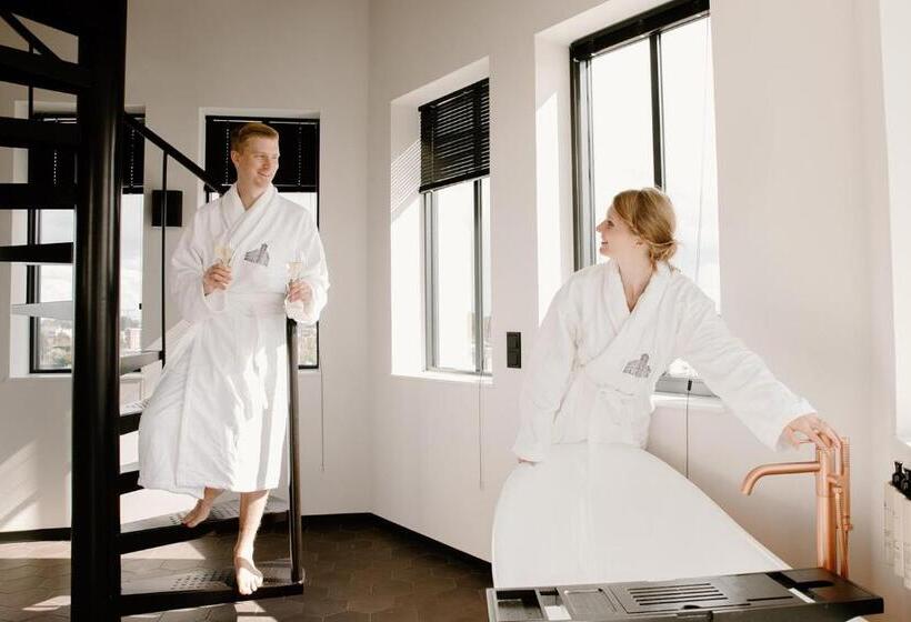 اتاق پنت هاوس, De Timmerfabriek I Kloeg Collection