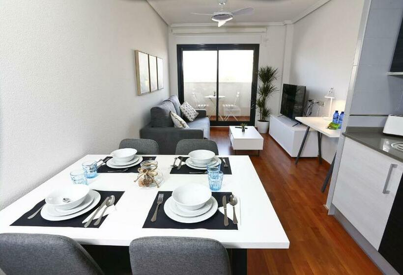 آپارتمان 1 خوابه با تراس, Alojamientos Libertad