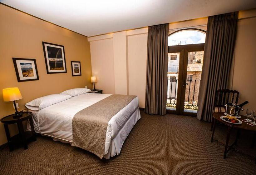 חדר סופריור, Atojja Chucuito