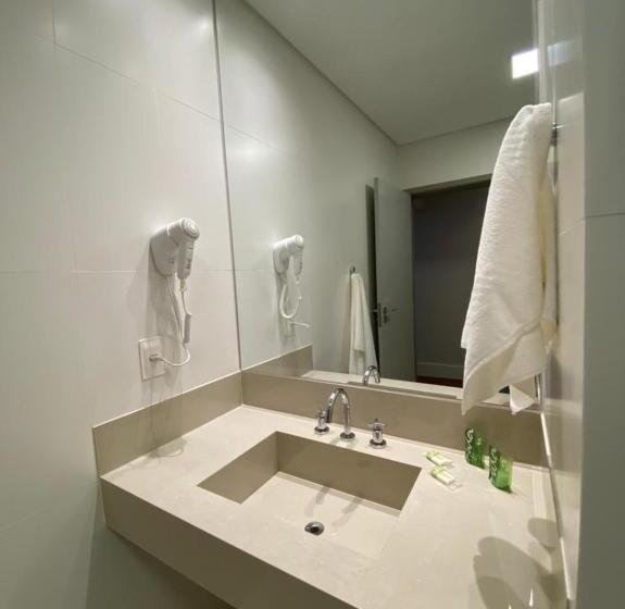 סוויטה אקזקיוטיב, Keep Suites