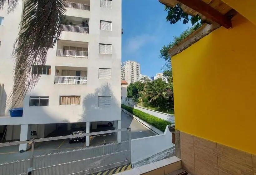 اتاق استاندارد سه نفره, Hospedaria