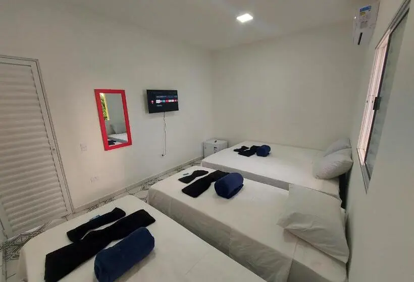 اتاق استاندارد چهار تخته, Hospedaria