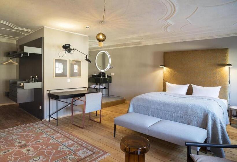 スーペリアールーム, Sonne