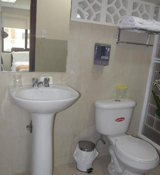غرفة قياسية, Olan´s Hotel Group
