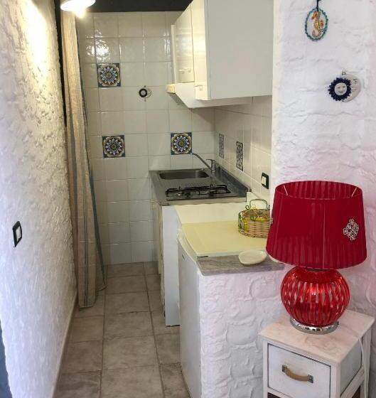 Апартаменты 1 Спальня Вид на Море, Residence Il Melograno