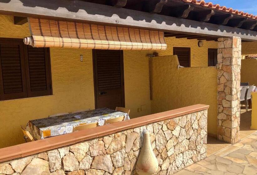Апартаменты 2 Спальни, Residence Il Melograno