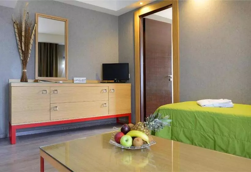 سوییت خانوادگی, Atrium Hotel Thassos