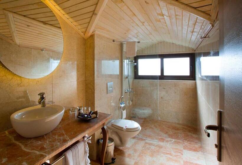 디럭스 패밀리 룸, Montana