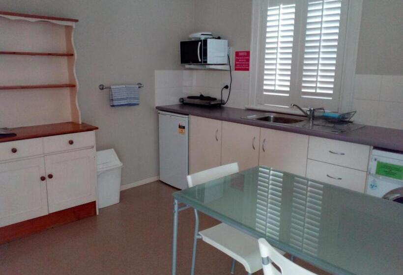 إستوديو قياسى, Brisbane Street Studios